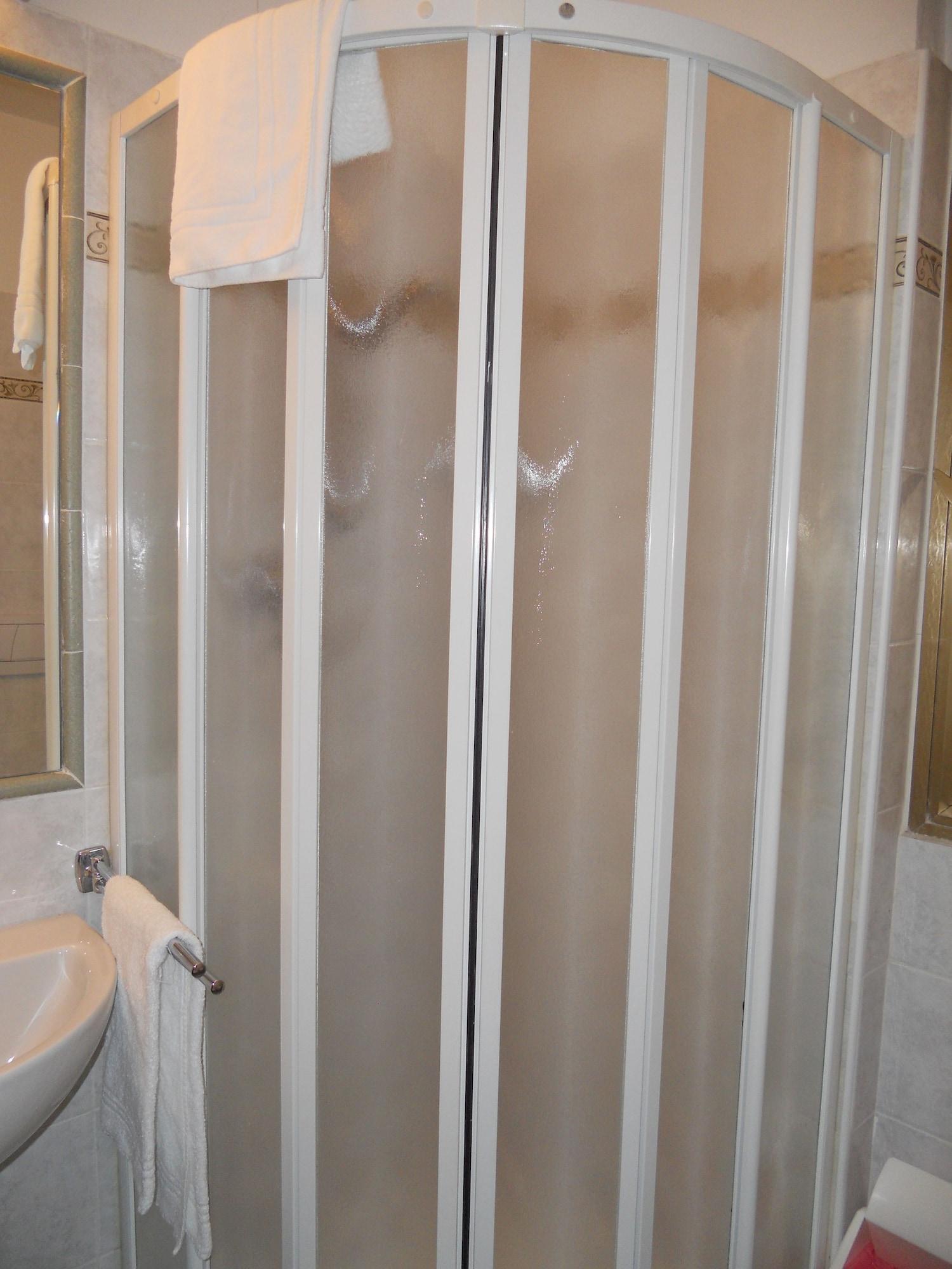 Hotel Nedy Marina di Massa Zewnętrze zdjęcie